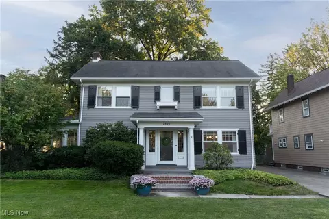 2890 Huntington Rd, Shaker Heights, OH 44120