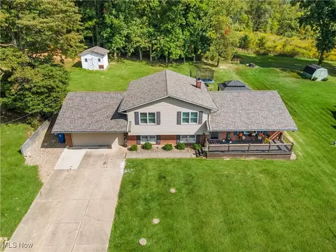 3017 Wilbanks Dr, Norton, OH 44203
