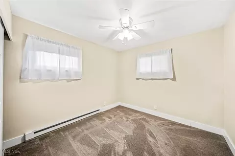 Bedroom - 922 Garrison Rd, Ashtabula, OH 44004 photo 3 of 6