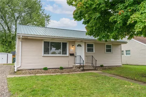 1918 Midway Ave NE, Canton, OH 44705