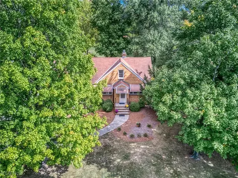 6225 Richmond Rd, Solon, OH 44139 photo 3
