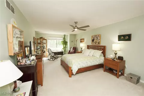 Bedroom - 655 Hampton Ridge Dr, Akron, OH 44313 photo 1 of 5