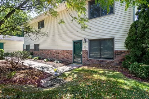 552 Main St, Wadsworth, OH 44281