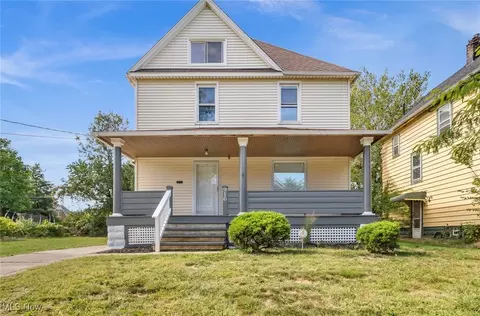 916 Nathaniel Rd, Cleveland, OH 44110