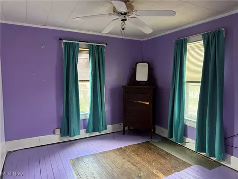 Bedroom - 15 E 8th St, Ashland, OH 44805 photo 4 of 5