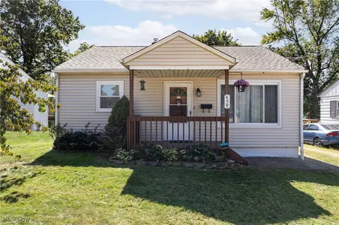 459 Wood St, Wadsworth, OH 44281