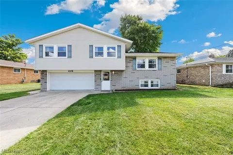 4108 Regal Ave, Brunswick, OH 44212