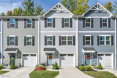 187 Raintree Ln, Painesville, OH 44077