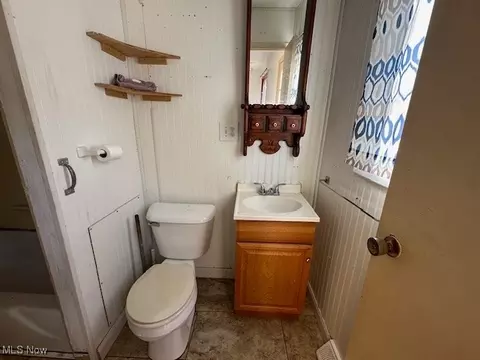 3216 S Ridge Rd W, Ashtabula, OH 44004 photo 12