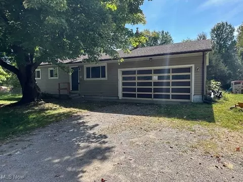 3216 S Ridge Rd W, Ashtabula, OH 44004 photo 3