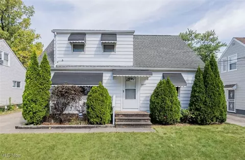 15701 Ramage Ave, Maple Heights, OH 44137