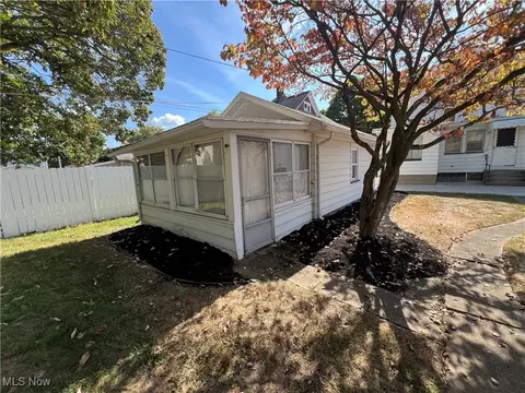 Exterior - 321 E 10th St, Dover, OH 44622 photo 8 of 14