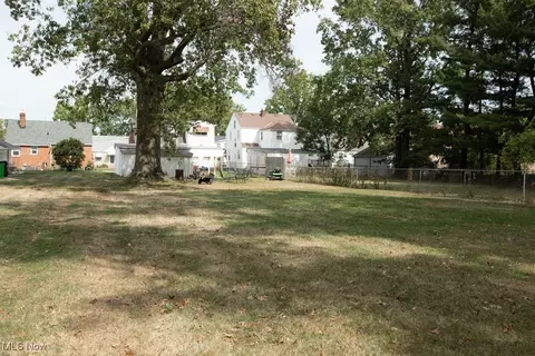 21770 Ivan Ave, Euclid, OH 44123 photo 25