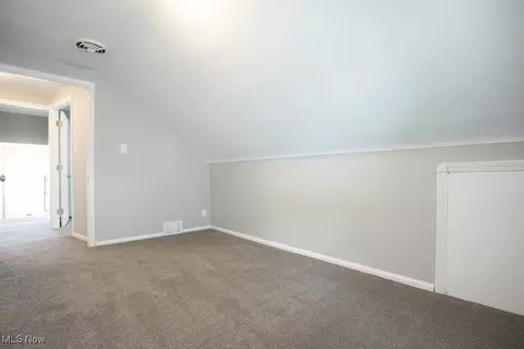 21770 Ivan Ave, Euclid, OH 44123 photo 16