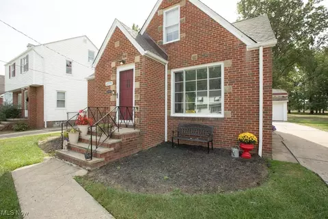 21770 Ivan Ave, Euclid, OH 44123 photo 30