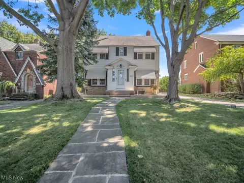 4753 S Hills St, Cleveland, OH 44109