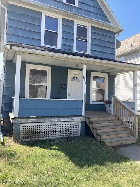 352 11th St, Elyria, OH 44035 photo 2