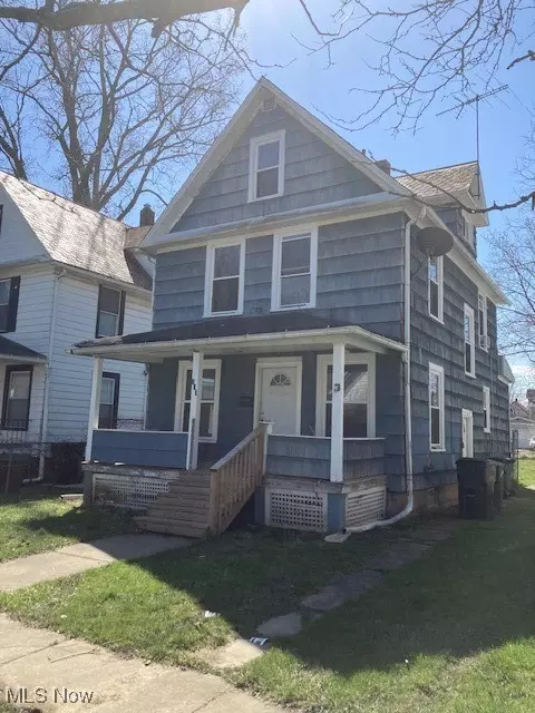 352 11th St, Elyria, OH 44035 photo 3
