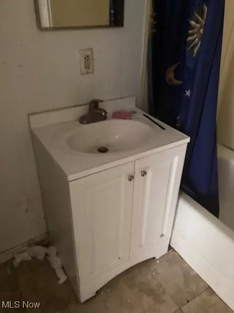 352 11th St, Elyria, OH 44035 photo 9
