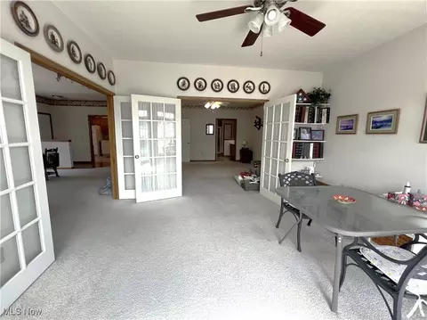 Dining - 6950 Knight Ave NW, Canton, OH 44708 photo 1 of 1