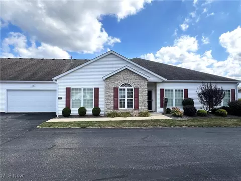 6950 Knight Ave NW, Canton, OH 44708