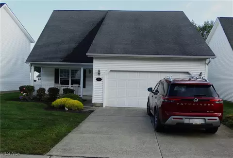 723 Coralberry Ln, Madison, OH 44057