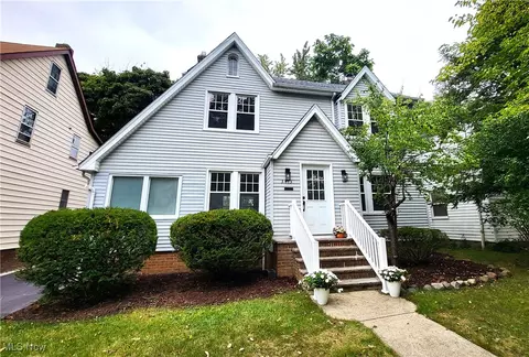 3413 Washington Blvd, Cleveland Heights, OH 44118