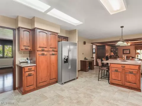Kitchen - 3098 E Union Rd, Jefferson, OH 44047 photo 5 of 5