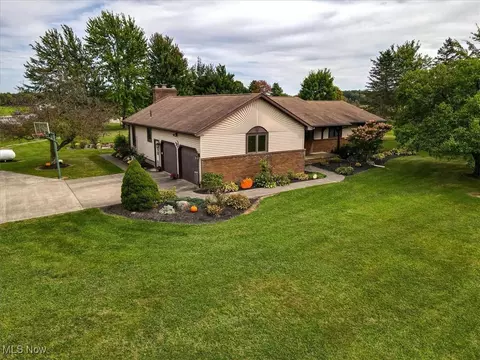 Exterior - 3098 E Union Rd, Jefferson, OH 44047 photo 2 of 5