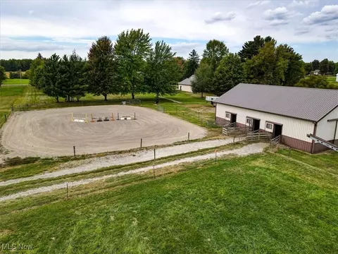 Exterior - 3098 E Union Rd, Jefferson, OH 44047 photo 5 of 5