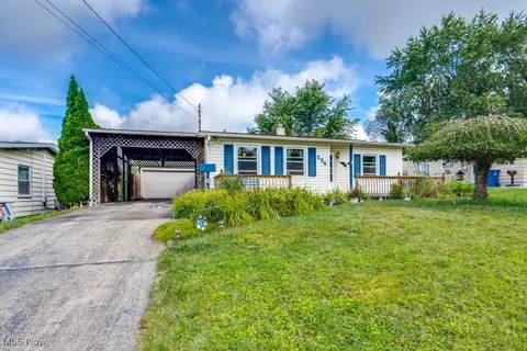 224 Illinois Ave, Girard, OH 44420