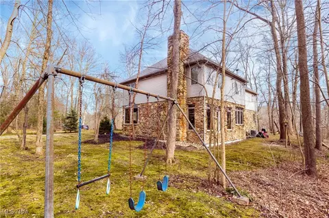 Exterior - 10000 Wisner Rd, Chardon, OH 44024 photo 7 of 8