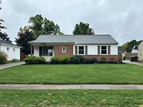 10991 Fairlawn Dr, Parma, OH 44130