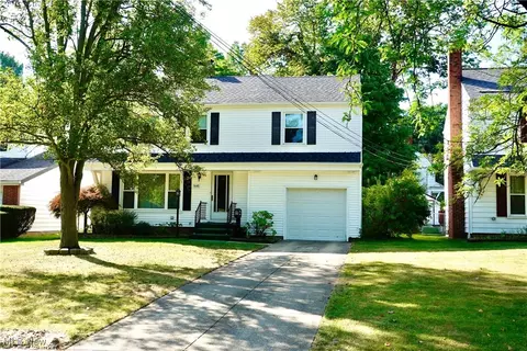 5648 Ridgebury Blvd, Lyndhurst, OH 44124