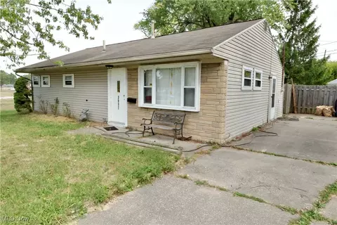 3917 Norfolk Ave, Lorain, OH 44055