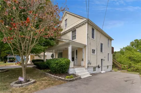 1650 Price Rd, Youngstown, OH 44509