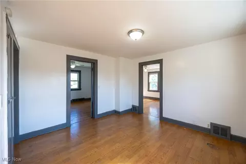 950 E 237th St, Euclid, OH 44123 photo 22