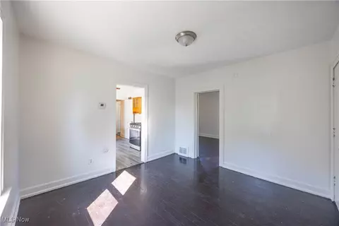 950 E 237th St, Euclid, OH 44123 photo 11