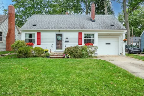2141 15th St, Cuyahoga Falls, OH 44223