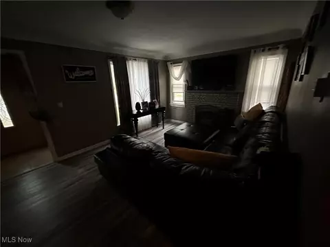 780 E 232nd St, Euclid, OH 44123 photo 6