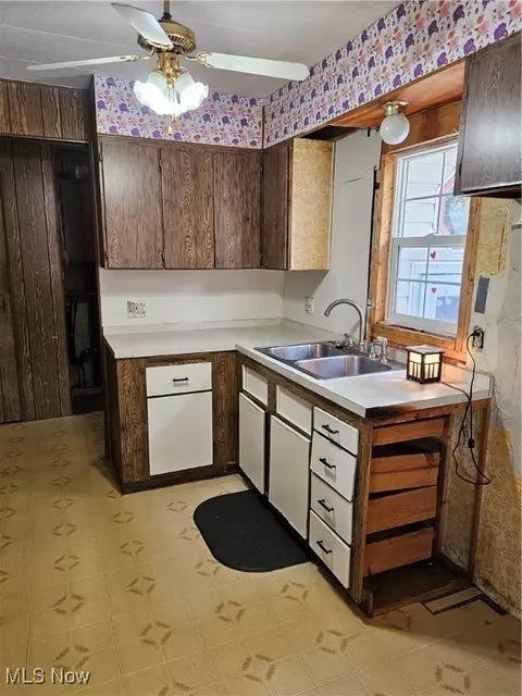 Kitchen - 117 Walleye Ct, Lagrange, OH 44050 photo 1 of 3