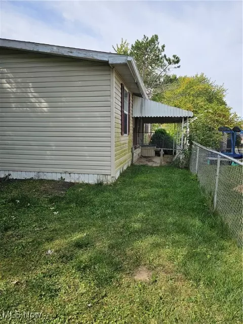 Exterior - 117 Walleye Ct, Lagrange, OH 44050 photo 6 of 8