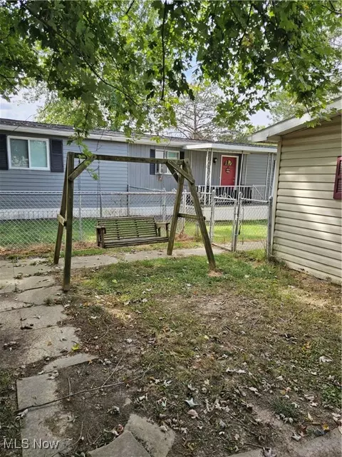 Exterior - 117 Walleye Ct, Lagrange, OH 44050 photo 2 of 8