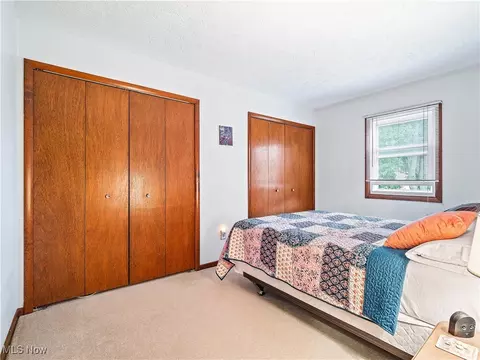 151 Greenway Dr, Elyria, OH 44035 photo 20