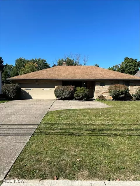 5287 Wilson Mills Rd, Cleveland, OH 44143