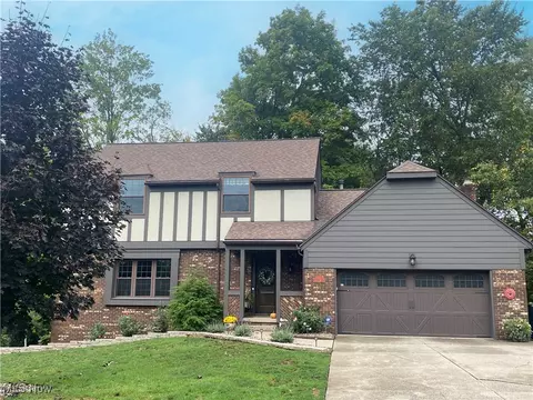 342 Amy Way, Wadsworth, OH 44281