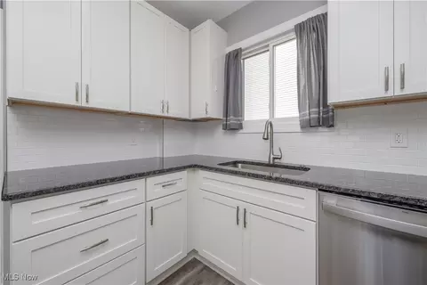 1230 Deville Ave NW, Canton, OH 44708 photo 14