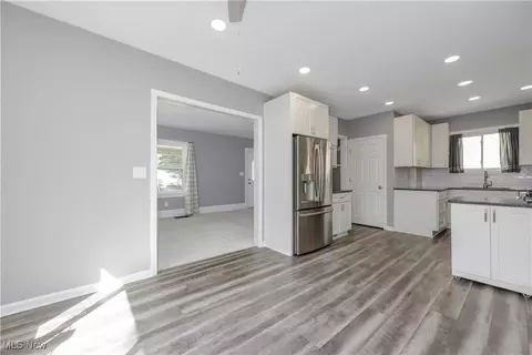 1230 Deville Ave NW, Canton, OH 44708 photo 13