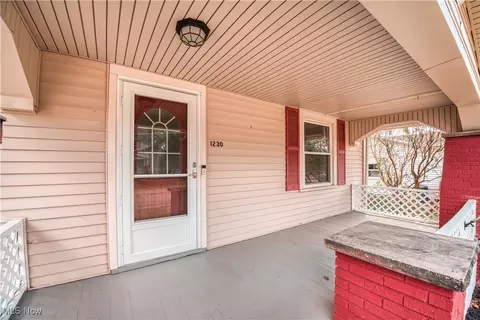 1230 Deville Ave NW, Canton, OH 44708 photo 5