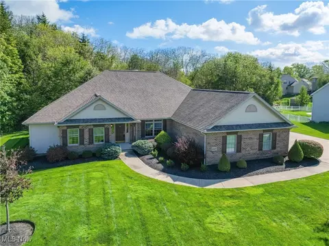 6327 Highridge Dr, Streetsboro, OH 44241
